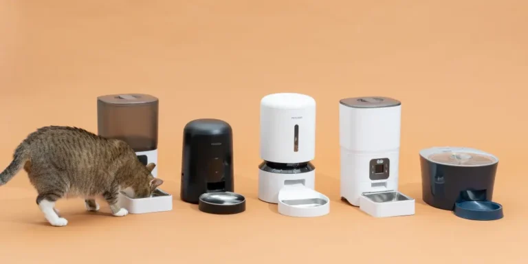 5 BEST AUTOMATIC CAT FEEDERS IN 2025 (TRIED, TESTED & TOTALLY CAT-APPROVED!)